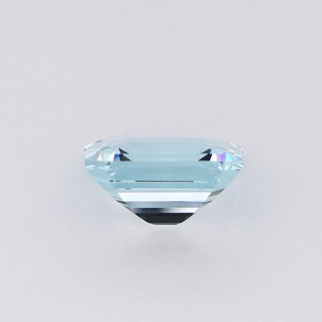 Natural Aquamarine 5.55 Ct – Light Blue | Emerald Cut| Custom Jewelry