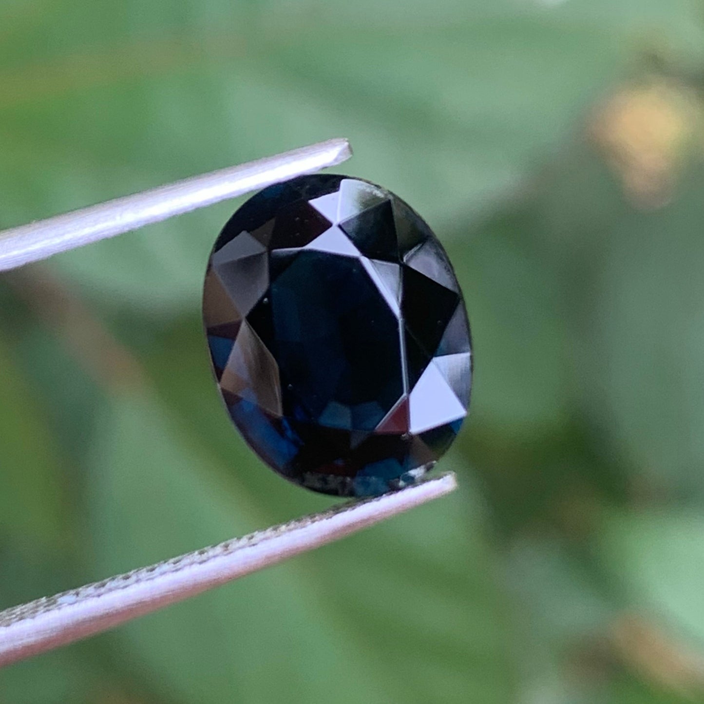 Unheated Natural Deep Blue Sapphire 4.06 Ct - Healing Sapphire