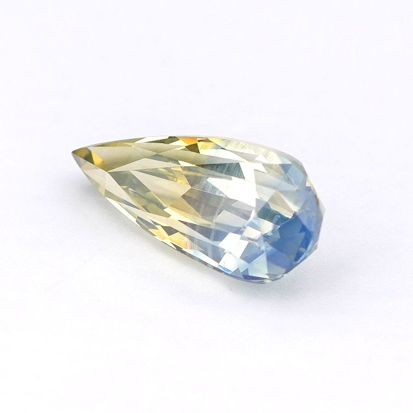 Unheated Bi Colour Sapphire 2.04 ct Pear – Madagascar