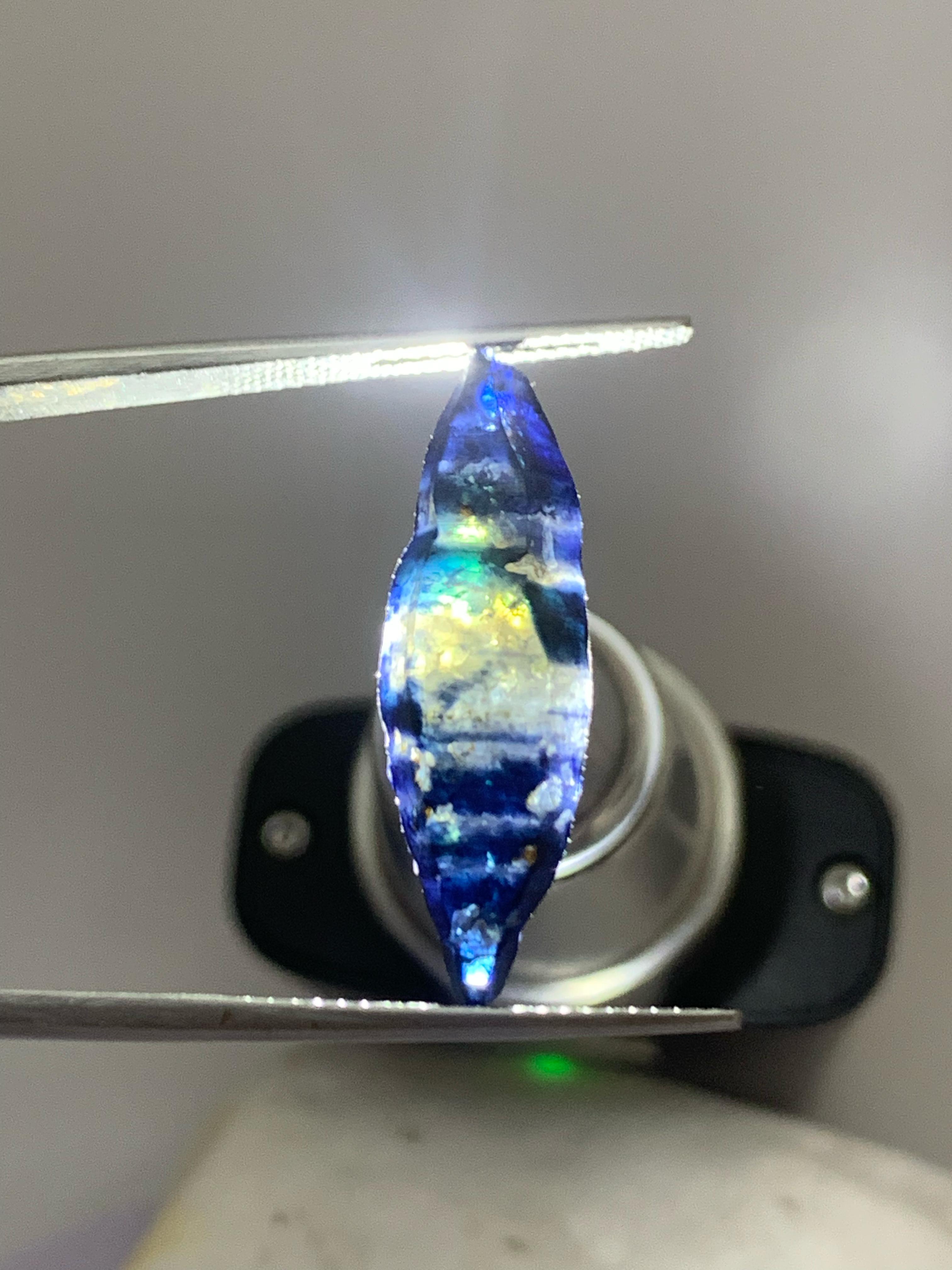 Rare Blue Sapphire Crystal 13.92 ct, Raw Gemstone – Sri Lanka