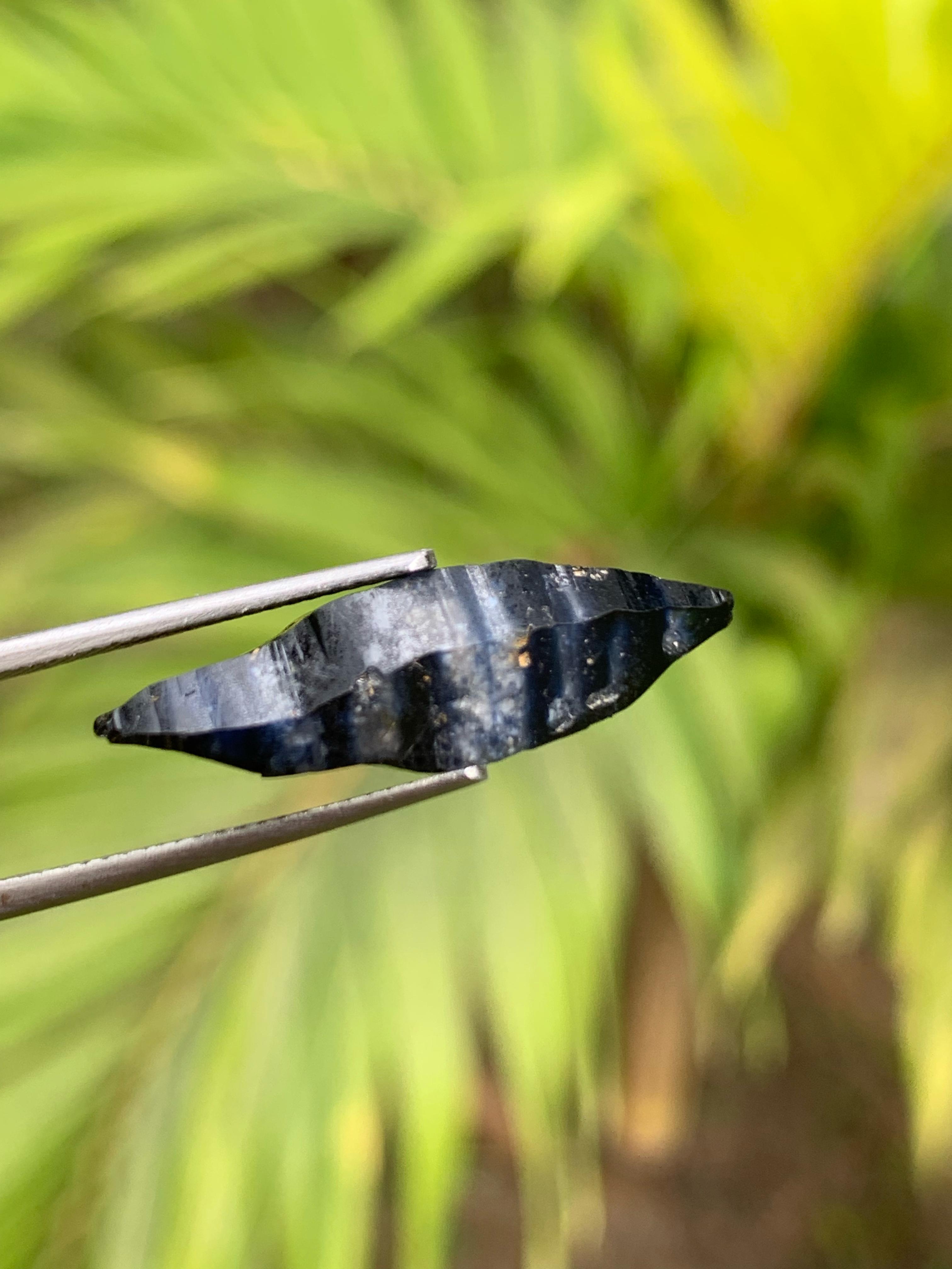 Rare Blue Sapphire Crystal 13.92 ct, Raw Gemstone – Sri Lanka