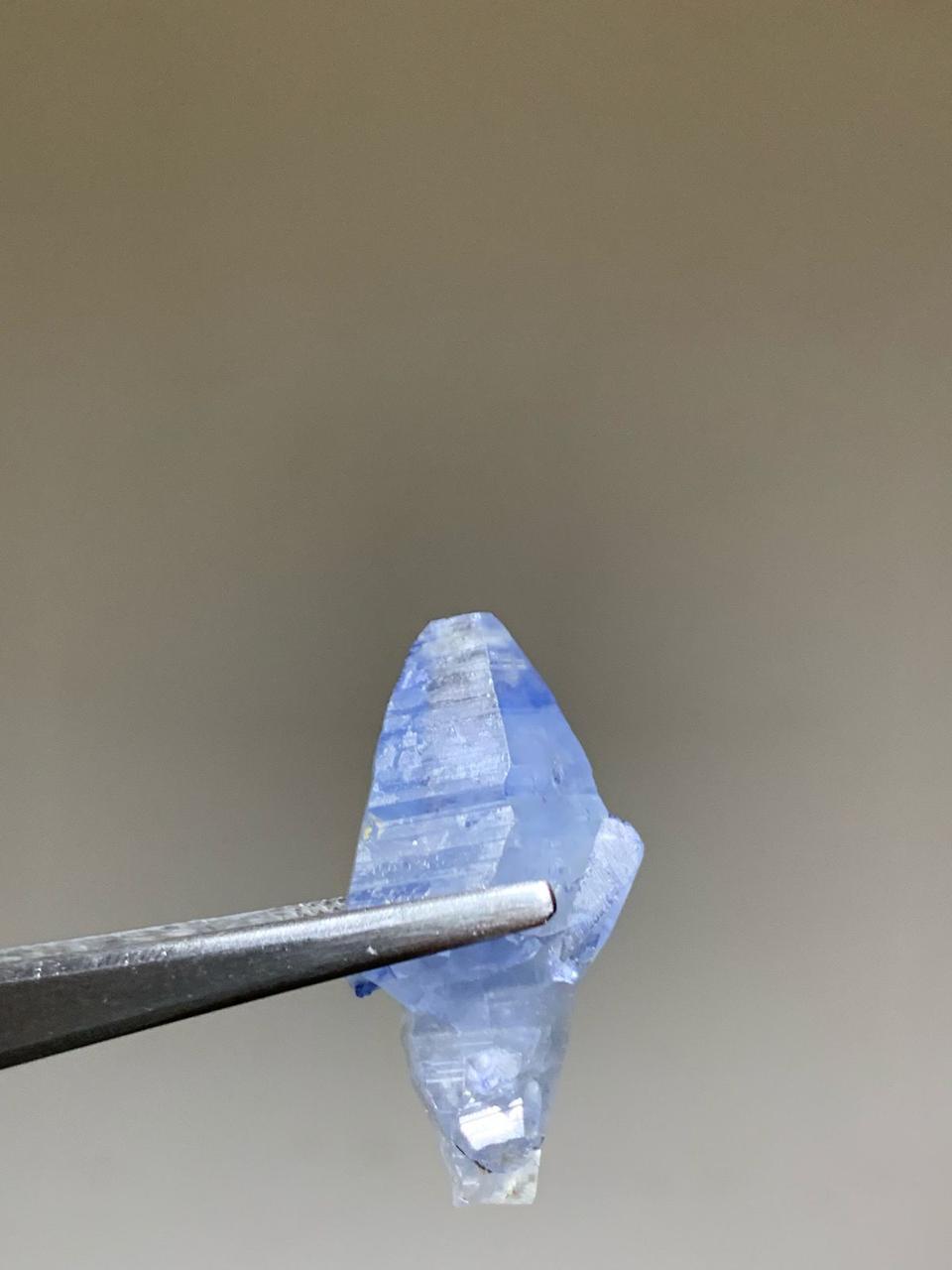 Natural Blue Sapphire Crystal 28.85 Ct