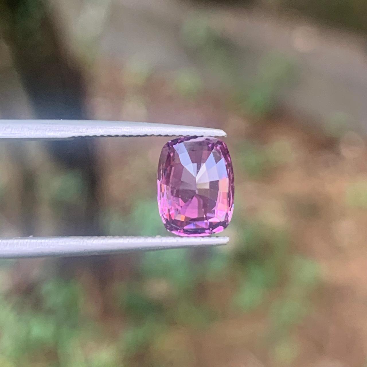 Pink Sapphire 2.07 ct Rectangular Cushion