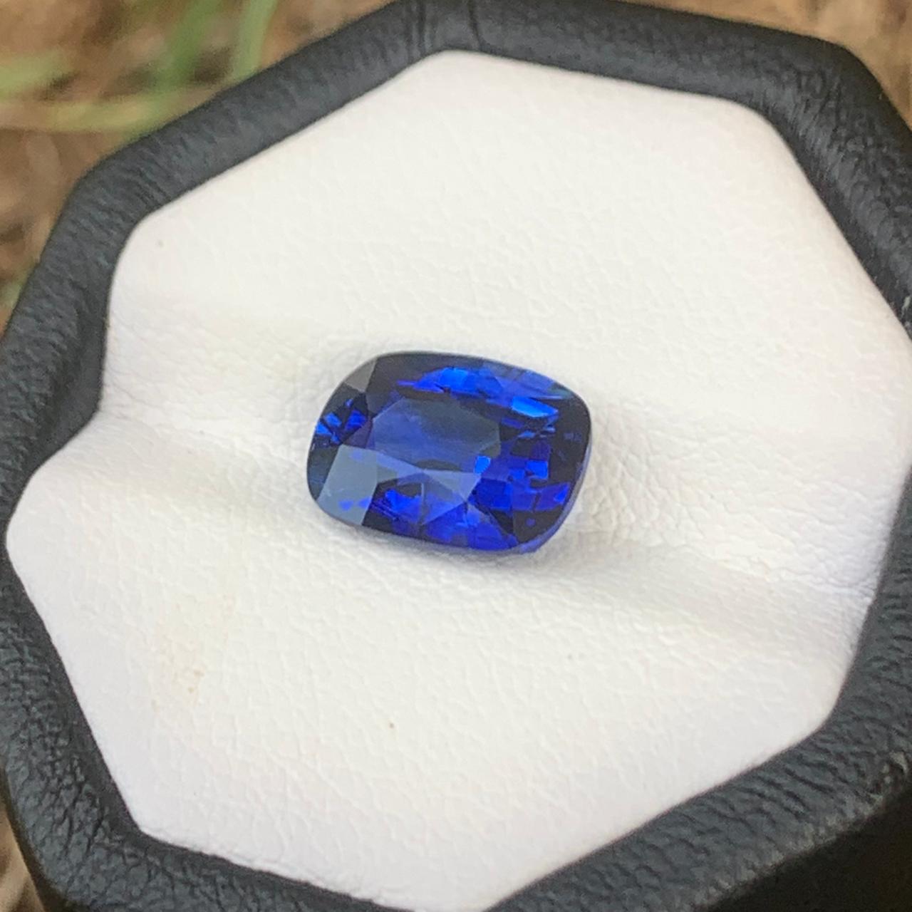 Royal Blue Sapphire Sapphire 3.07 ct Cushion – Sri Lanka