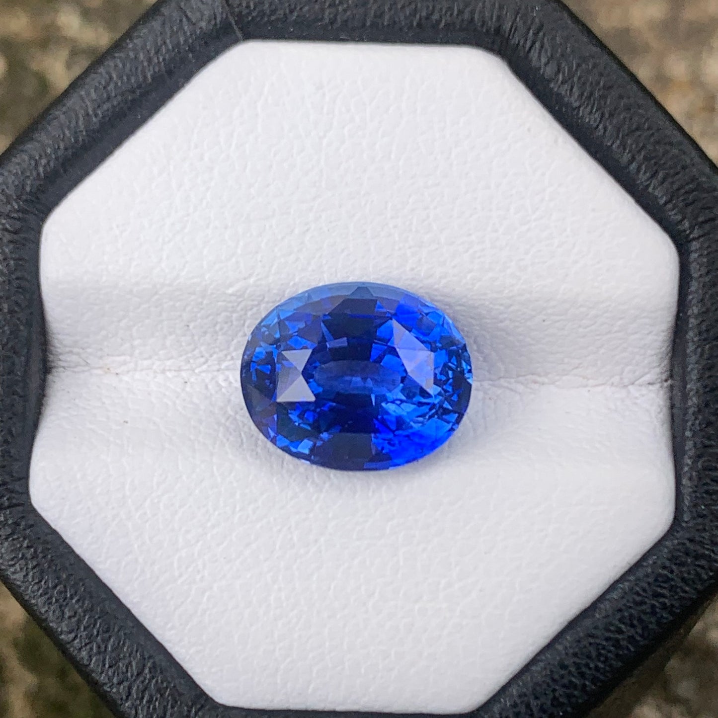 5.54 Ct Flawless Cornflower Blue Sapphire | Ceylon Origin Blue Sapphire
