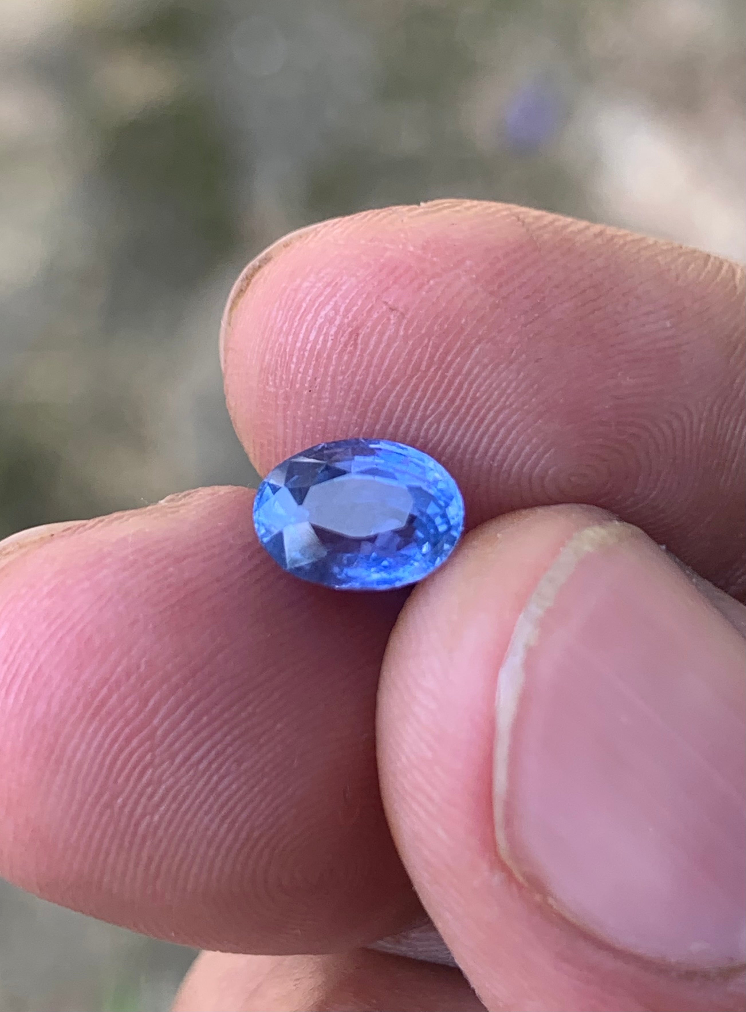 Unheated Blue Sapphire 1.88 ct Oval – Sri Lanka
