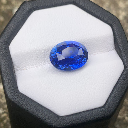 5.54 Ct Flawless Cornflower Blue Sapphire | Ceylon Origin Blue Sapphire