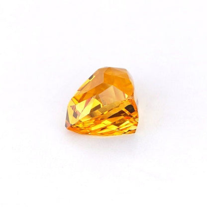 Golden Yellow Sapphire  1.02 Ct - Trilliant Shape – Natural Corundum - Sri Lanka Origin
