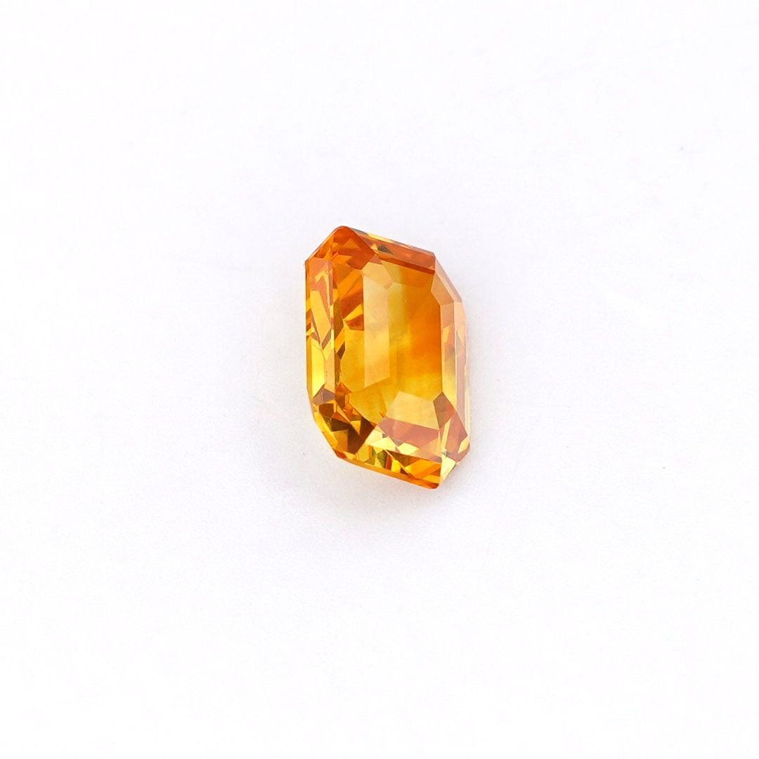 Natural Yellow Sapphire 1.01 Ct – Emerald Shape| Natural Ceylon Gemstone