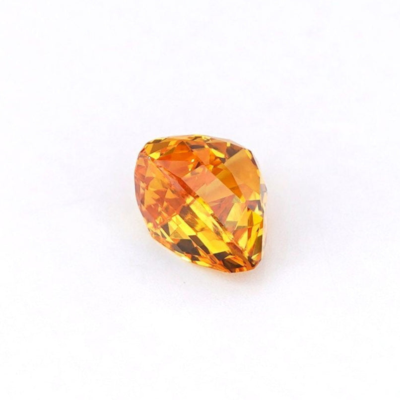 Golden Yellow Sapphire  1.02 Ct - Trilliant Shape – Natural Corundum - Sri Lanka Origin