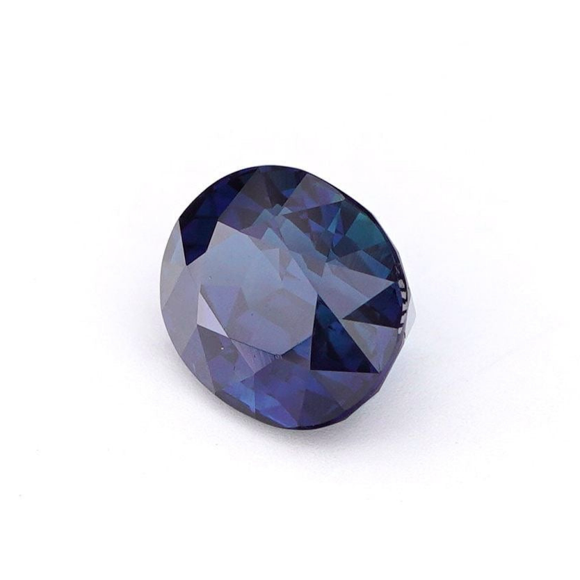 Unheated Royal Blue Sapphire 1.57 ct Oval – Madagascar