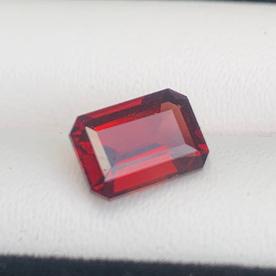 Natural Red Garnet 3.98 ct Octagon – Madagascar