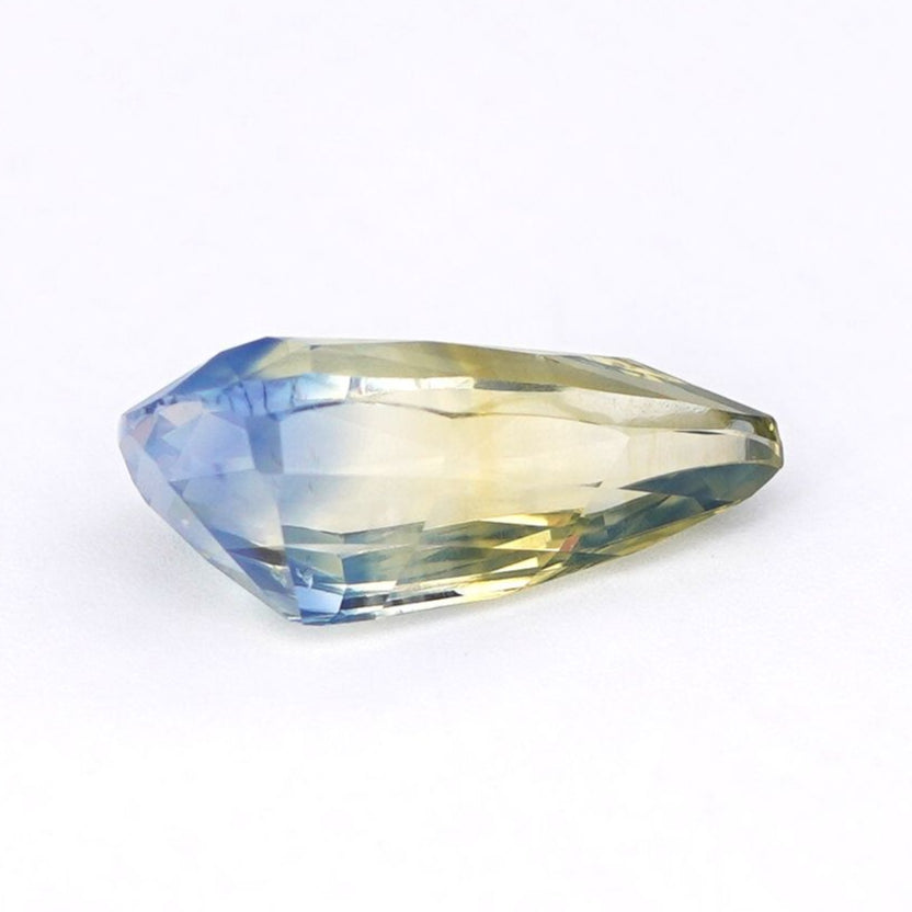 Unheated Bi Colour Sapphire 2.04 ct Pear – Madagascar