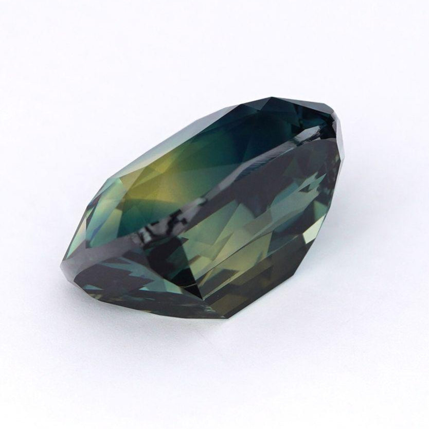 Yellowish Green Sapphire 10.10 ct Cushion – Madagascar