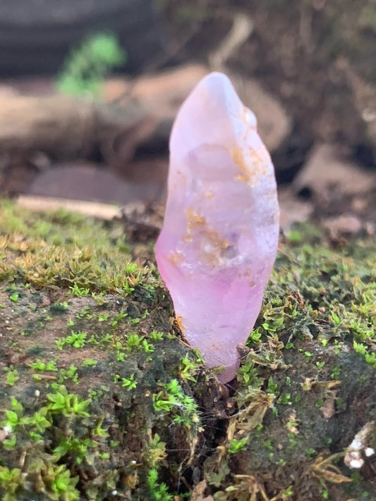 Lavender Sapphire Crystal – Nature’s Healing Touch