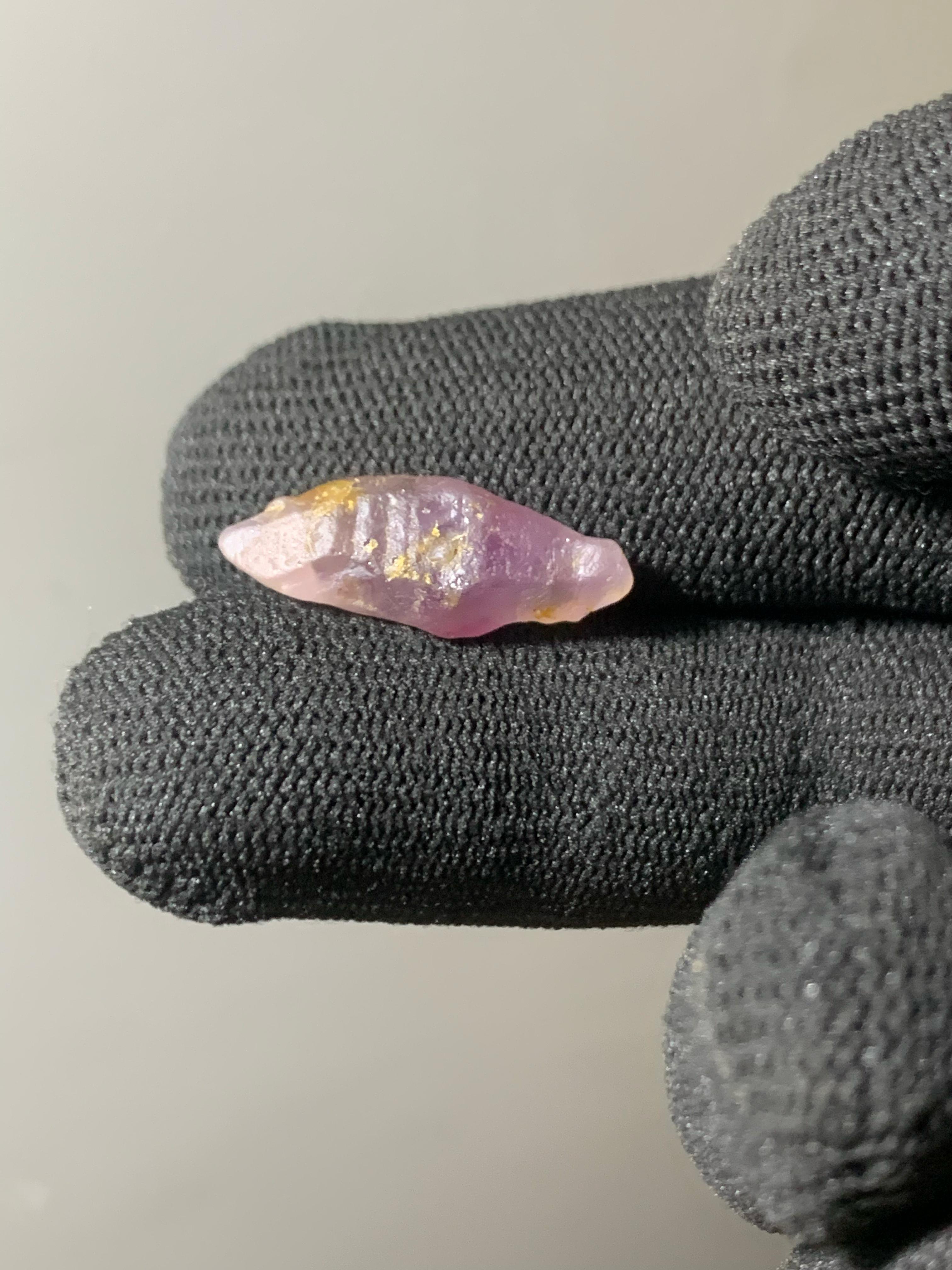 Natural Sapphire Crystal 19.50 ct, Rough Gemstone – Sri Lanka