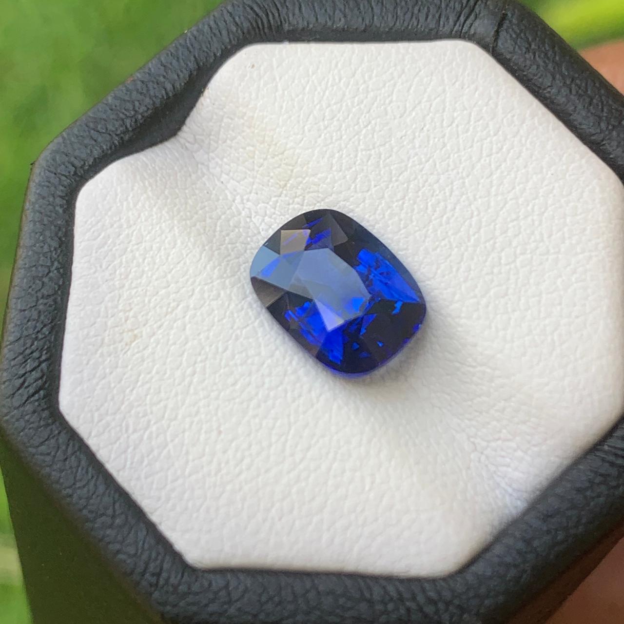 Royal Blue Sapphire Sapphire 3.07 ct Cushion – Sri Lanka