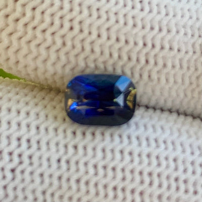 Unheated Bi-Colour Sapphire 1.61 ct – Sri Lanka