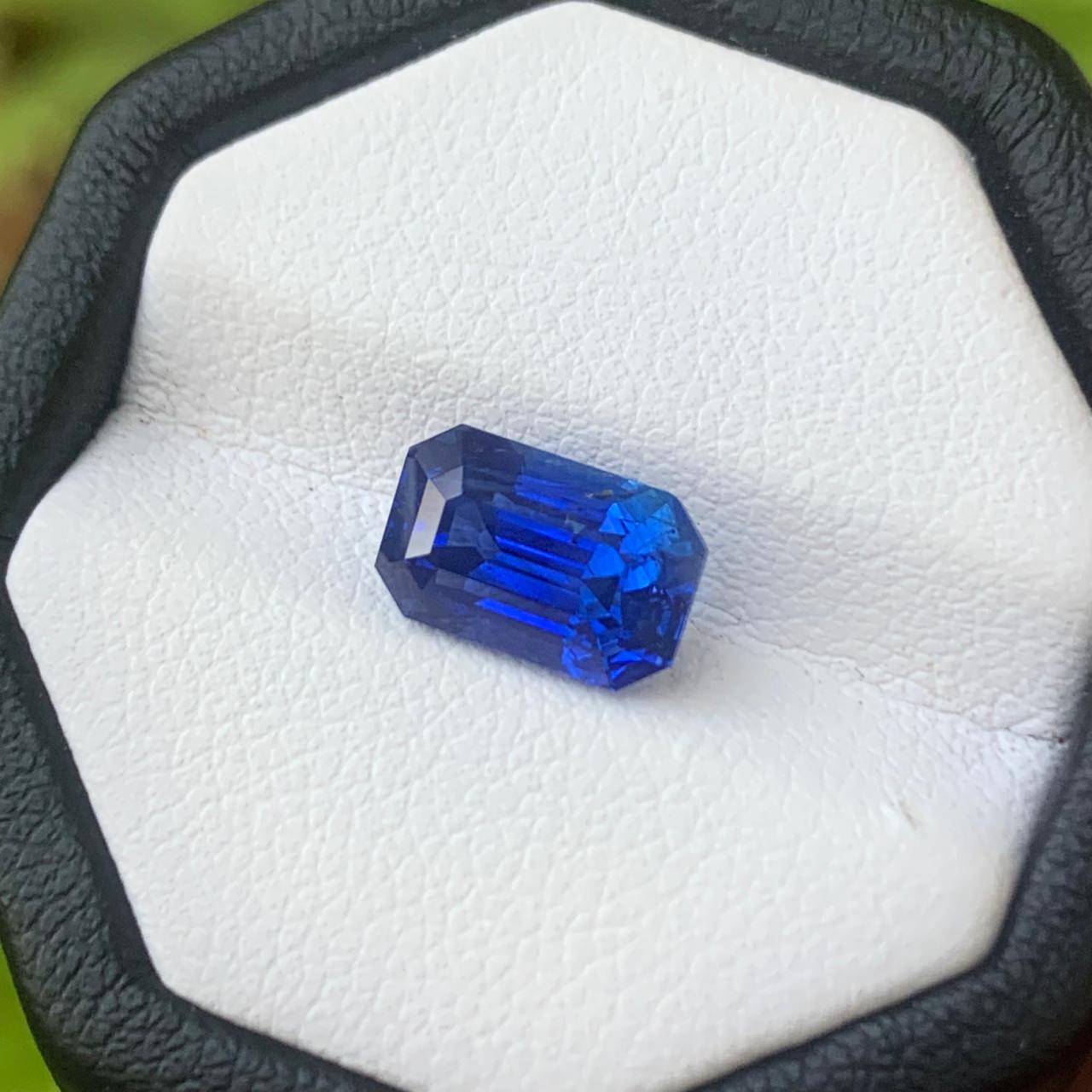 Unheated Royal Blue Sapphire 3.05 ct Octagon – Sri Lanka