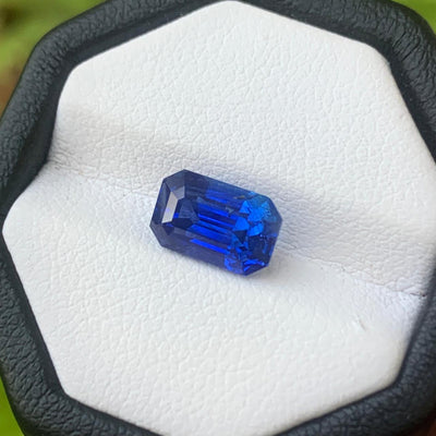 Unheated Royal Blue Sapphire 3.05 ct Octagon – Sri Lanka