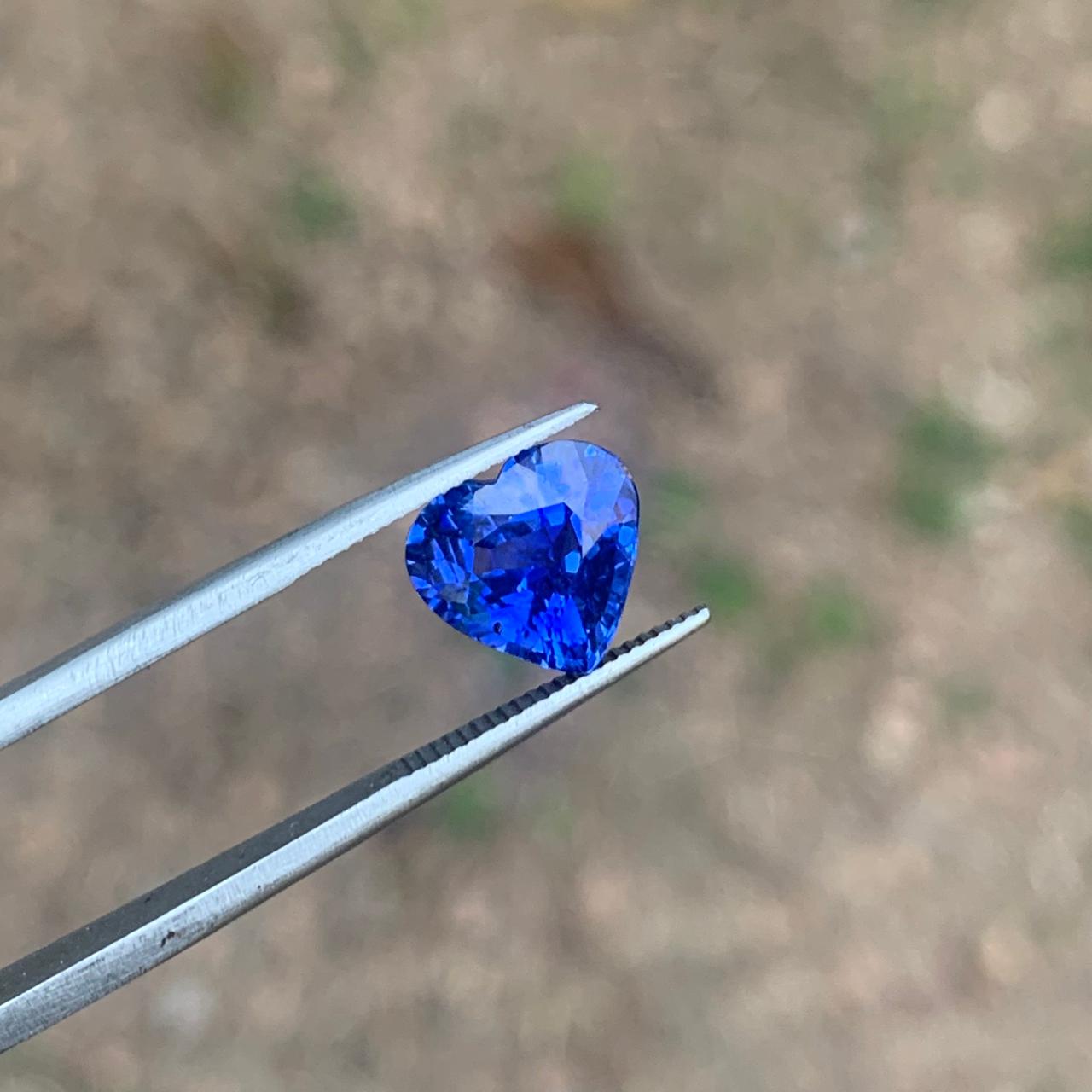 Royal Blue Sapphire 3.05 ct Heart – Sri Lanka