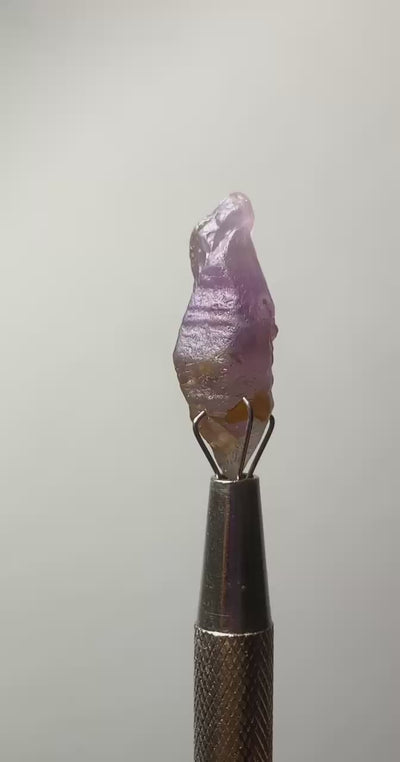 Natural Sapphire Crystal 19.50 ct, Rough Gemstone – Sri Lanka