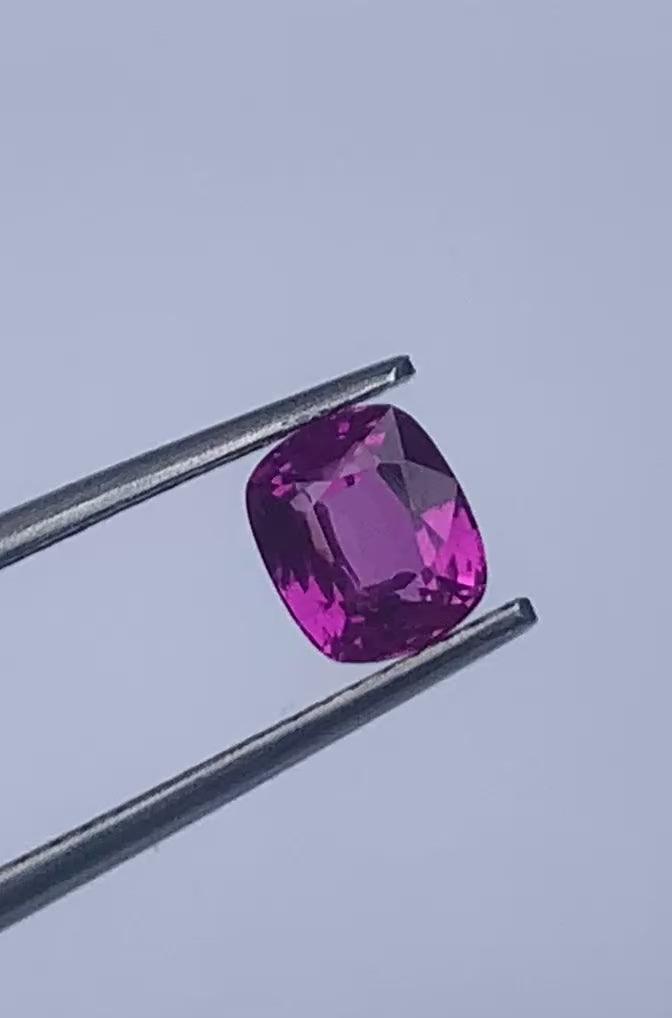 Unheated Hot Pink Sapphire 1.35 ct Cushion – Sri Lanka