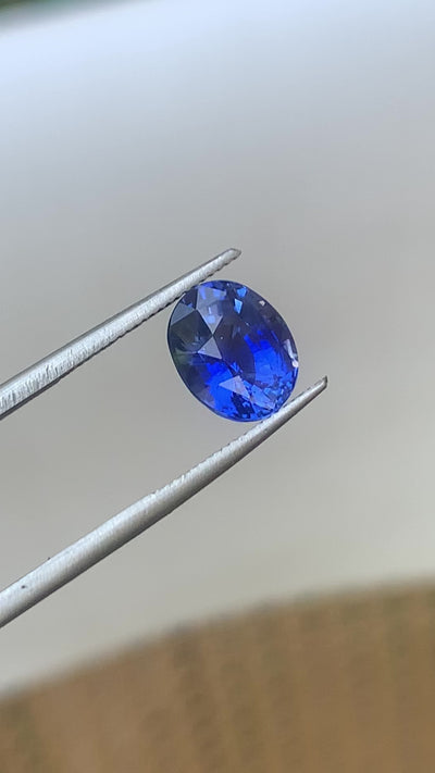 Royal Blue Sapphire 3.05 ct Oval – Sri Lanka