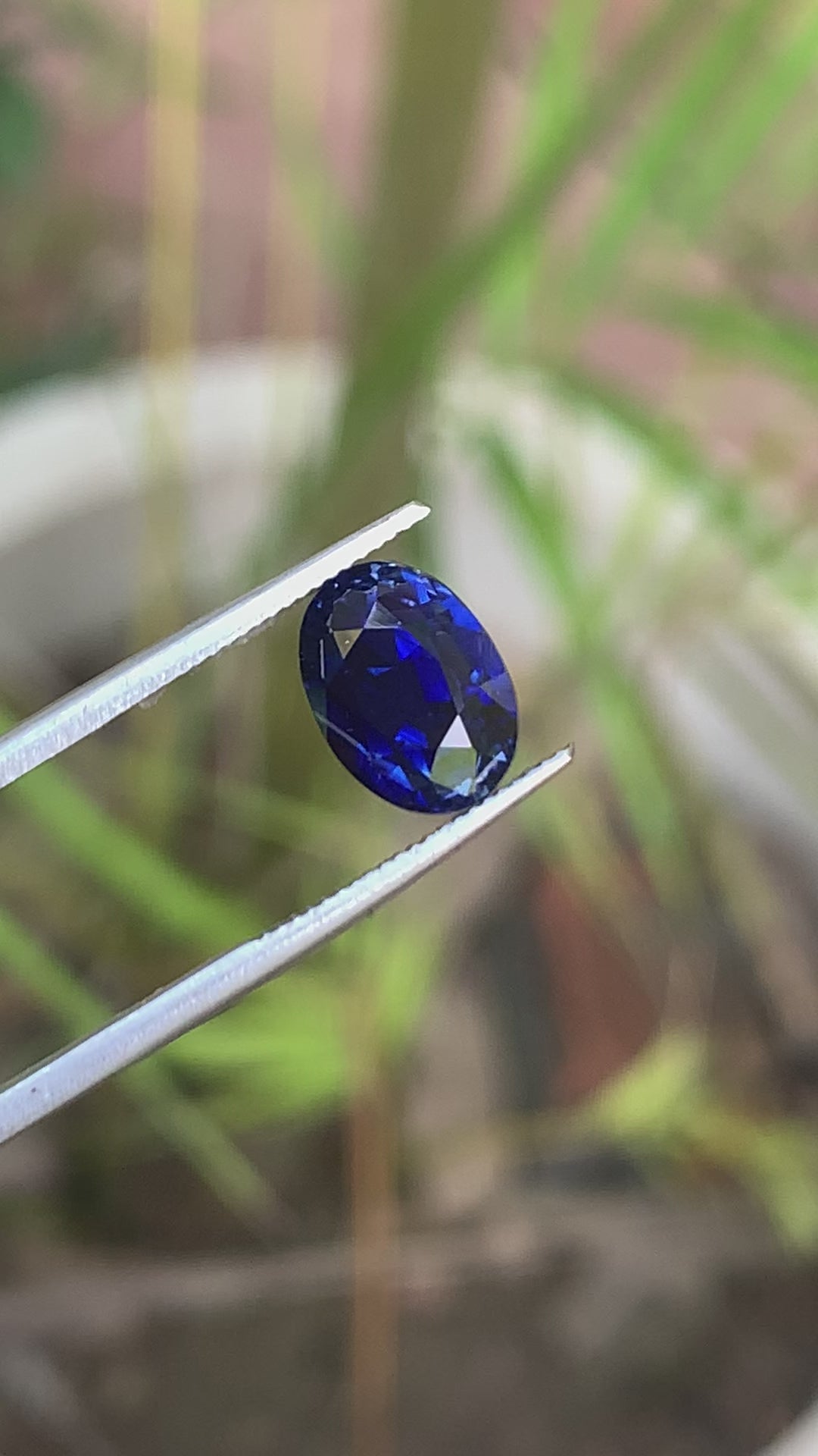Unheated Royal Blue Sapphire 3.05 ct Oval – Sri Lanka