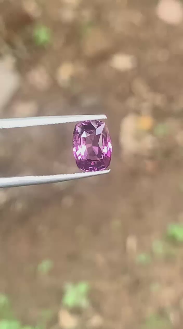 Pink Sapphire 2.07 ct Rectangular Cushion