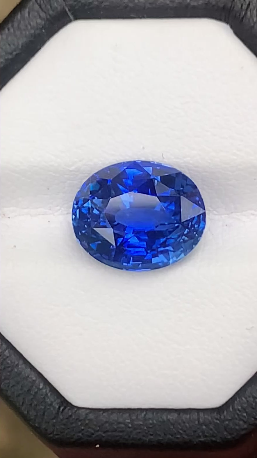 Cornflower Blue Sapphire 5.54 ct Oval – Sri Lanka