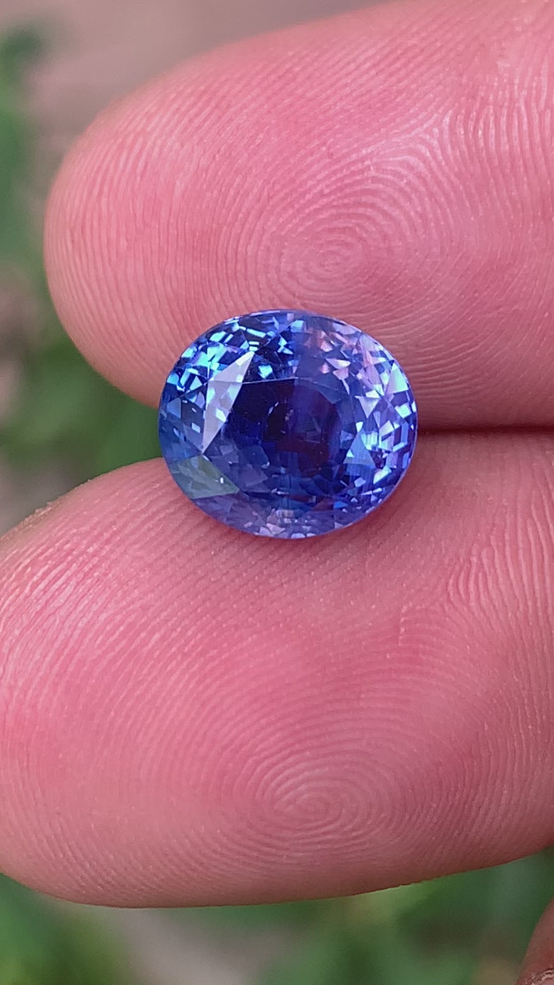 Unheated Cornflower Blue Sapphire 5.10 ct Oval – Sri Lanka